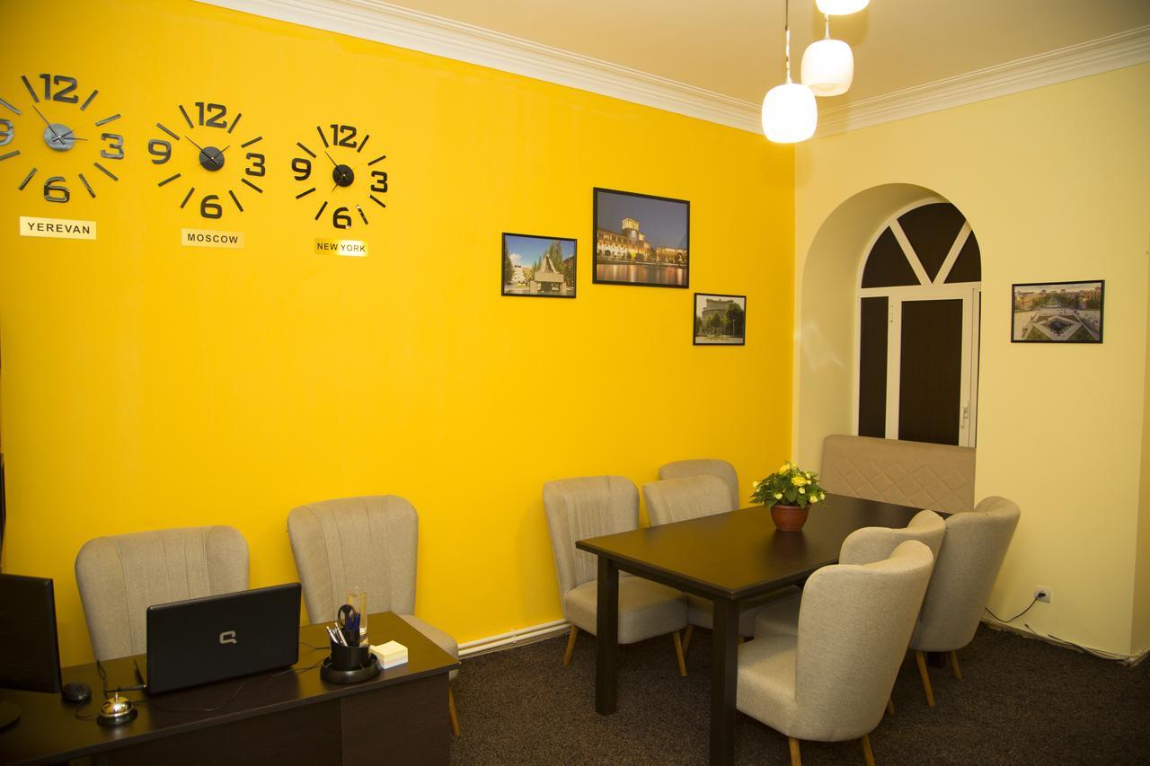 Magnolia Hostel Ереван Экстерьер фото